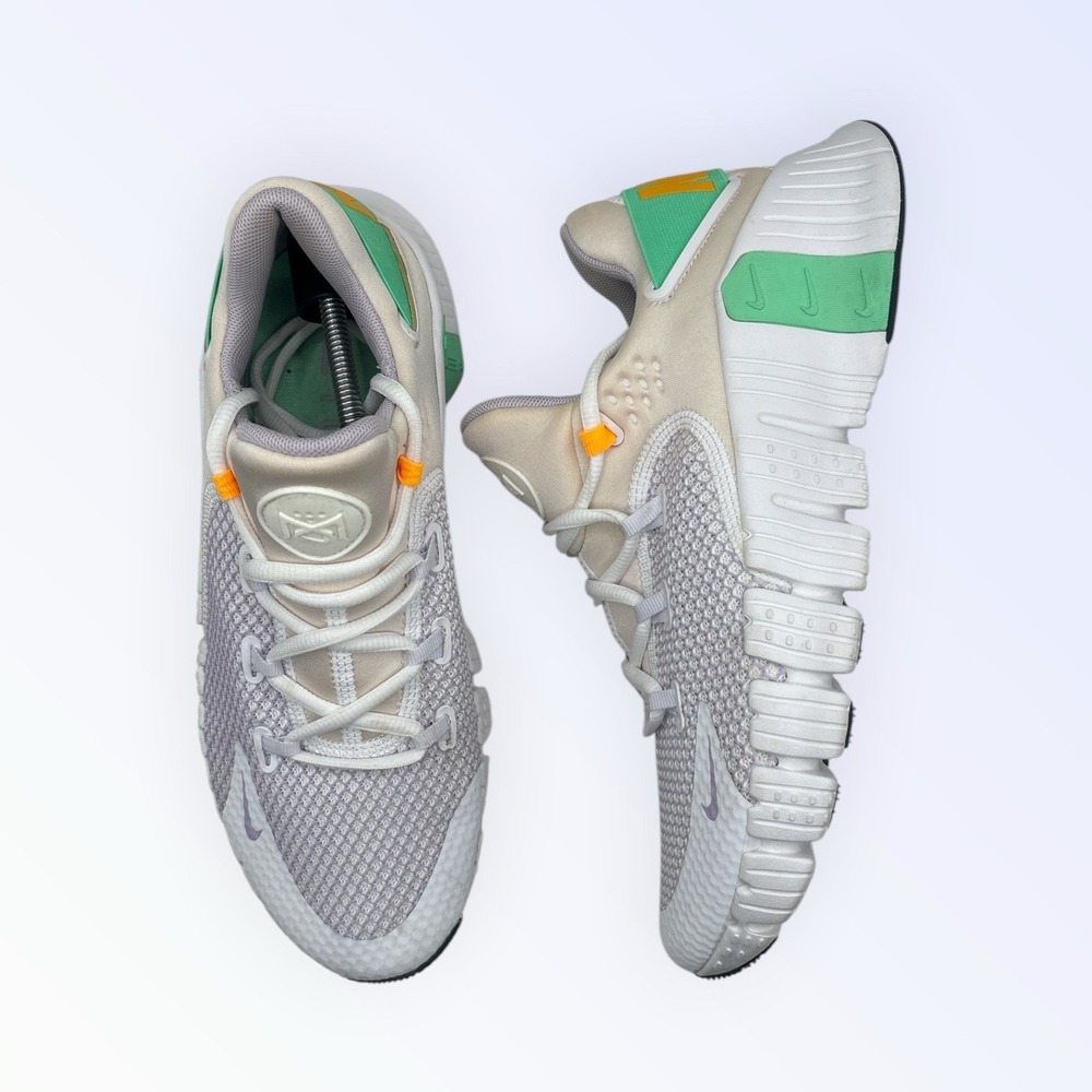 Nike Women's Free Metcon 4 SZ 10 White Infinite Lilac CZ0596-135